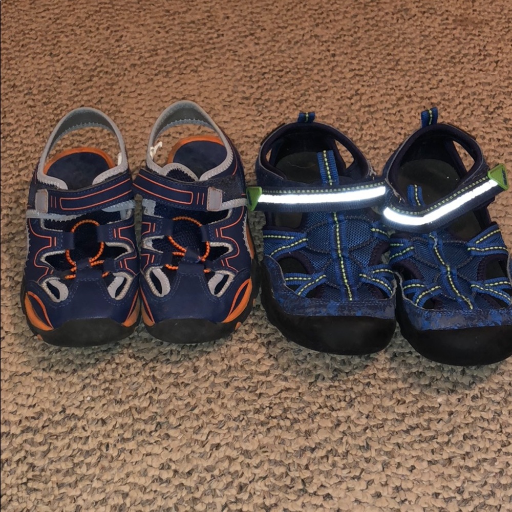 Boys size 1 sandals